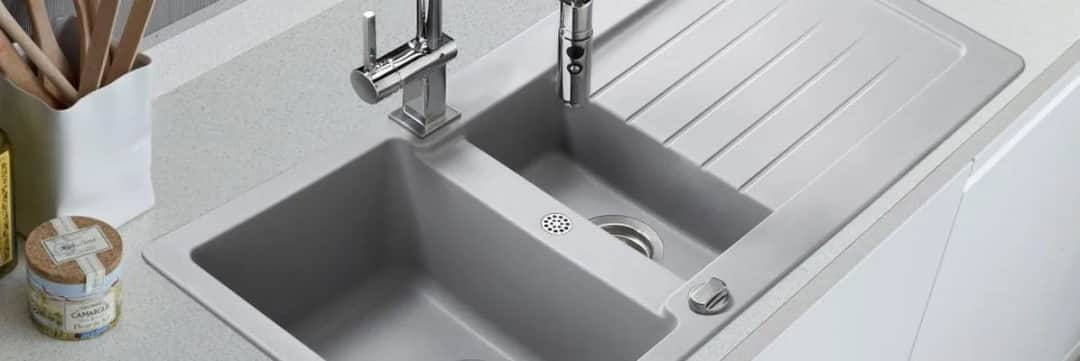 Jak odkleić zlew od blatu bez uszkodzenia powierzchni - sprawdzone metody