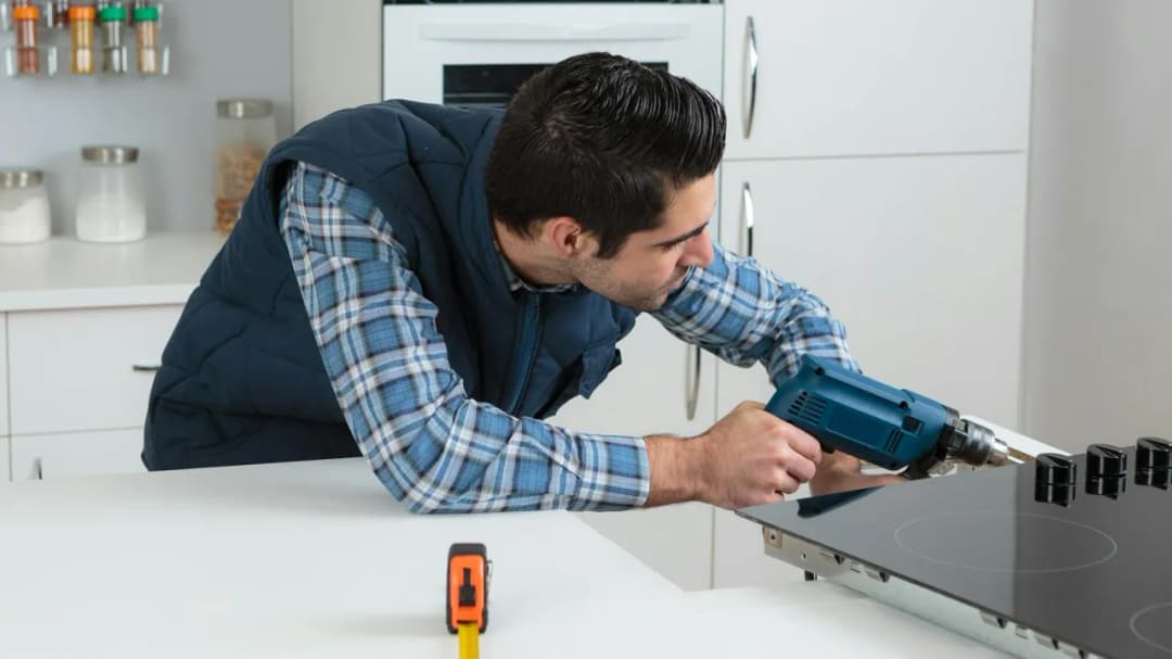 Jak przymocować blat do ściany - proste kroki, aby uniknąć błędów